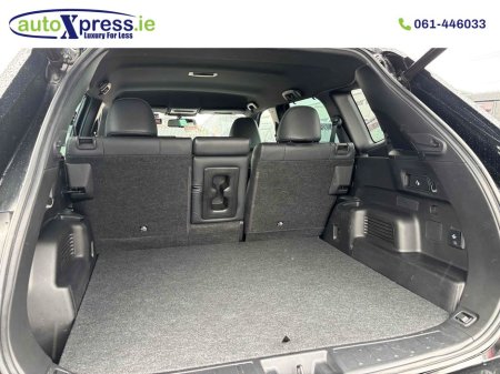 2023 Mitsubishi Outlander PHEV 4WD BLACK EDITION, Low mileage, Reversing camera thumbnail