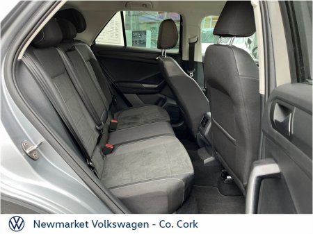 2024 Volkswagen T-Roc - view 4