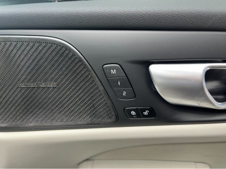 2024 Volvo V60 - thumbnail 13