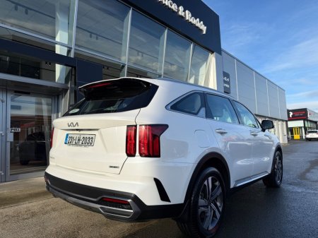 2023 Kia Sorento Phev K3 5DR Auto €46,500 thumbnail