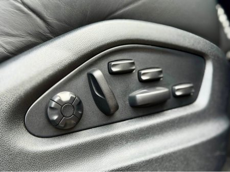 2024 Porsche Cayenne - thumbnail 24