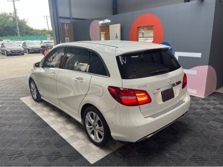 2018 Mercedes-Benz B Class MERCEDES B180 AUTOMATIC / 37k KMs /  AUTOMATIC /  REVERSE CAMERA / HEATED SEATS & MORE €19,950