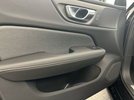 2026 Volvo V60 - thumbnail 11