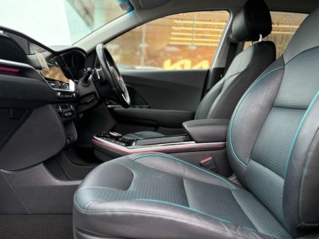 2020 Kia Niro 64 Kwh (Long Range ) €20,995 thumbnail