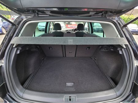 2015 Volkswagen Golf 1.4 TSI HI SPEC HIGHLINE EDITION * ALCANTARA SEATS * REV CAMERA - BLIND SPOT - REAR TRAFFIC ASSIST - SIMI DEALER -  BLUEMOTION €15,450 thumbnail