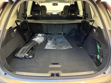 2026 Volvo XC90 T8 PLUS DARK *3.9% APR* €180 PER WEEK ON PCP €96,995 thumbnail