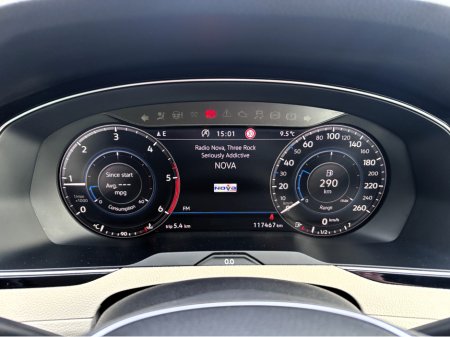 2019 Volkswagen Passat R-LINE 2.0 TDI MANUAL 150HP 4DR €23,950 thumbnail