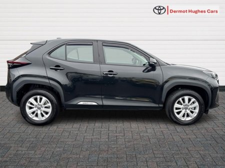 2024 Toyota Yaris Cross LUNA HYBRID 4DR AUTO €28,750 thumbnail