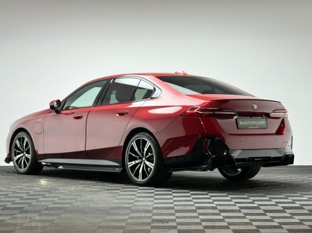 2024 BMW 5 Series - thumbnail 5