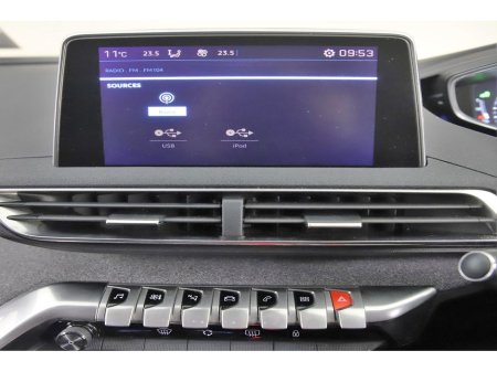 2018 Peugeot 5008 1.6 ALLURE BLUE HDI 120BHP 6SPD €19,890 thumbnail