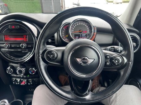 2015 MINI One - thumbnail 30