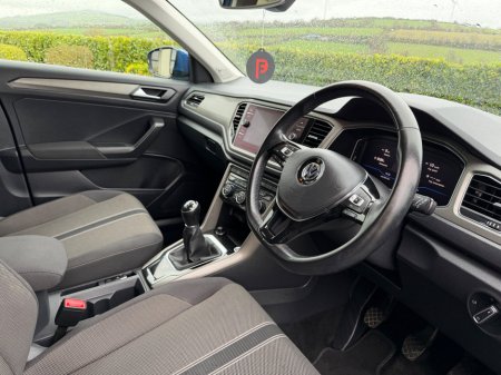 2020 Volkswagen T-Roc - thumbnail 11