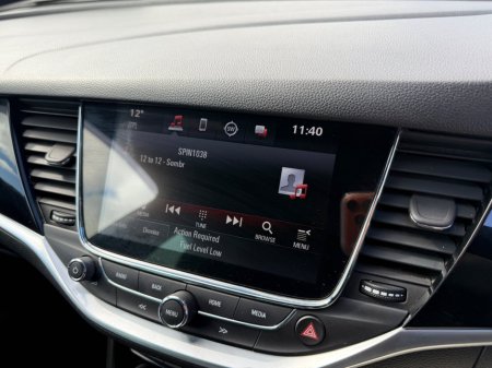 2015 Vauxhall Astra - thumbnail 13