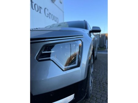 2024 Kia Niro HEV K3 5DR Auto €30,950 thumbnail