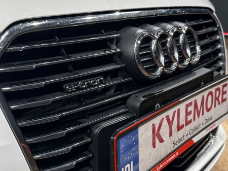 2017 Audi A3 E-TRON 1.4L TFSI HYBRID AUTOMATIC - ELECTRIC SEATS - CRUISE CONTROL - REVERSE CAMERA - PARKING SENSORS €18,950 thumbnail