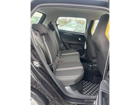 2018 Volkswagen up!  €11,500 thumbnail