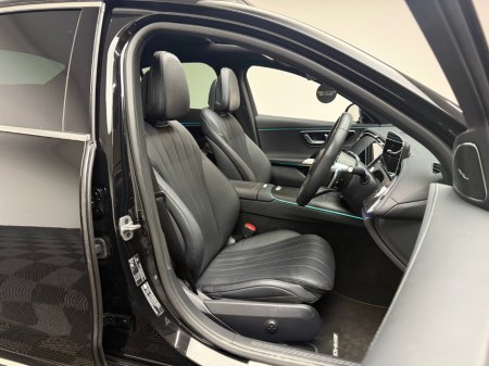 2025 Mercedes-Benz E Class E220D AMG LINE PREMIUM *PAN ROOF* €79,990 thumbnail
