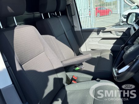 2024 Volkswagen Transporter - thumbnail 4