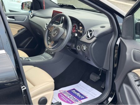 2016 Mercedes-Benz B Class LOW KMS AUTO TOP SPEC €14,950 thumbnail