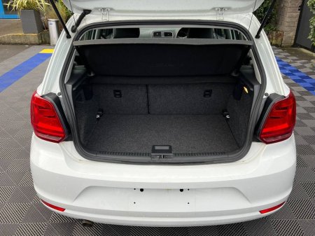 2016 Volkswagen Polo HIGHLINE 1.2 TSI AUTO // FULL SERVICE HISTORY // LEATHER/ALCANTARA HEATED SEATS // REVERSE CAMERA €13,900 thumbnail