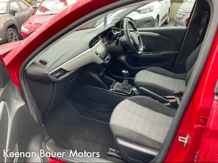 2020 Opel Corsa - view 3