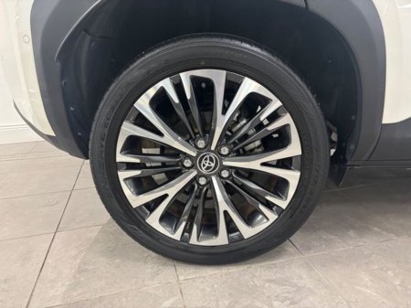 2021 Toyota Yaris Cross 1.5 Hybrid CVT Luna Sport €21,750 thumbnail