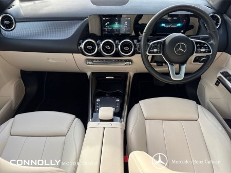 2021 Mercedes-Benz GLA Class - view 4