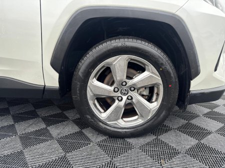 2020 Toyota Rav4 - thumbnail 3