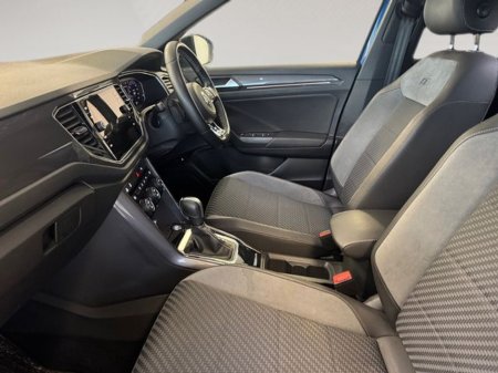 2020 Volkswagen T-Roc - thumbnail 17