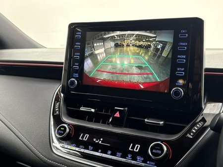 2020 Toyota Corolla COROLLA HYBRID L/SPORT HB €21,950 thumbnail