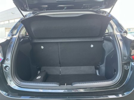 2025 Toyota Yaris Yaris Hybrid 115 Luna €27,450 thumbnail