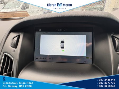 2017 Ford Focus - thumbnail 15