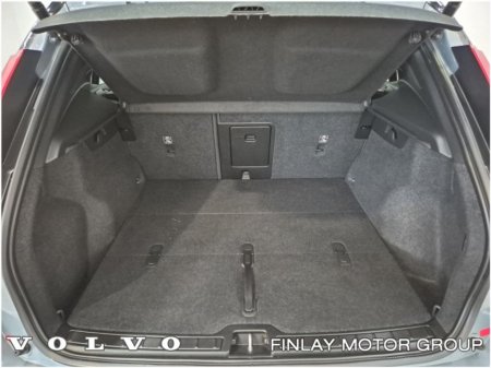 2022 Volvo XC40 - thumbnail 26