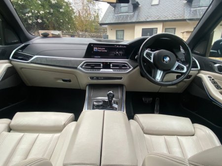 2020 BMW X5 xDrive45e M Sport €52,999 thumbnail