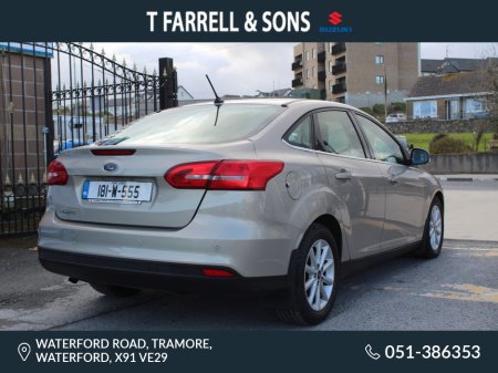 2018 Ford Focus - thumbnail 3