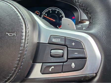 2017 BMW 5 Series - thumbnail 31