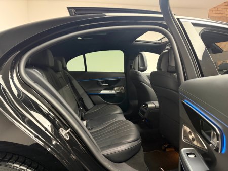 2025 Mercedes-Benz E Class E220D AMG LINE PREMIUM *PAN ROOF* €79,990 thumbnail