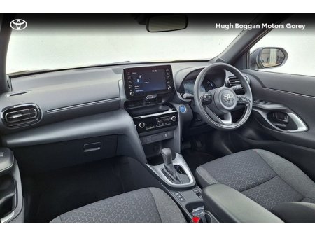 2023 Toyota Yaris Cross CR CROSS LUNA SPORT 4DR AUTO €27,950 thumbnail