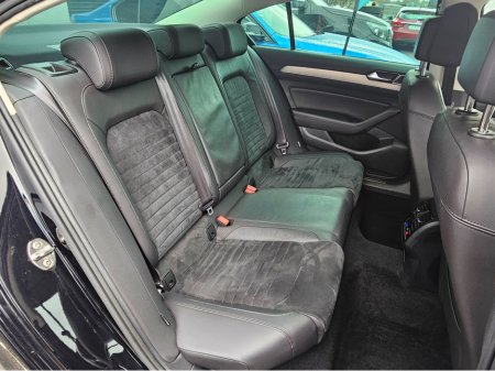 2020 Volkswagen Passat 2.0 TDi Highline 190  BHP Auto - Ultra Low Miles - SOLD €27,950 thumbnail