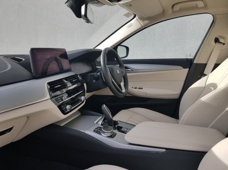 2021 BMW 5 Series 520d SE Saloon €34,950 thumbnail