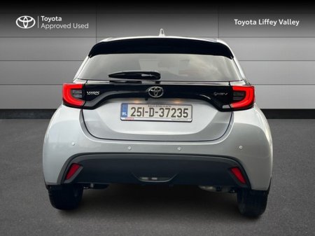 2025 Toyota Yaris Yaris Hybrid 115 L-SPORT €28,950 thumbnail