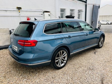 2018 Volkswagen Passat - thumbnail 14