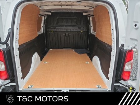 2025 Peugeot Partner PARTNER PROF PLUS 1.5 HDI 100BHP - Inc Vat Price, Remainder of 5yr /200,000Km Warranty ! Long Wheel Base, 1,000KG - Demo Model - €26,995 thumbnail