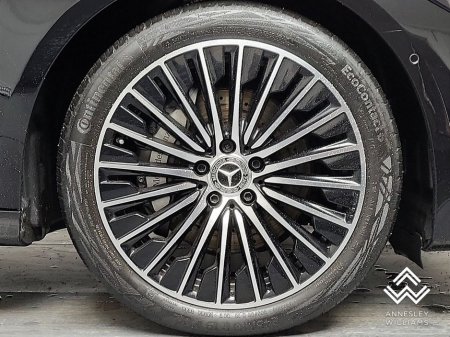 2025 Mercedes-Benz CLE CLE300e AMG Line Premium + €75,950 thumbnail