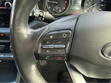 2017 Hyundai i30 - thumbnail 18