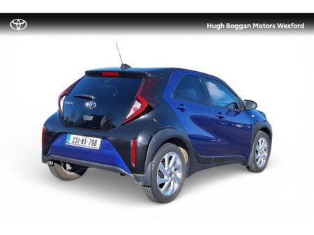 2023 Toyota Aygo - thumbnail 2