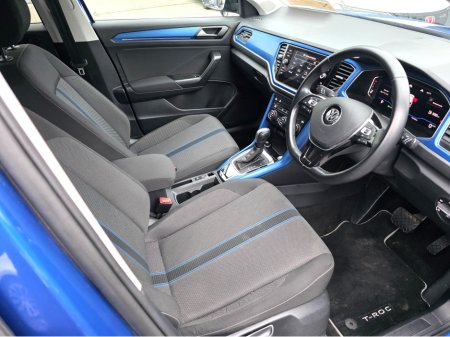 2020 Volkswagen T-Roc 2.0 TDi 150 Automatic - Android Auto, Rear Camera €24,900 thumbnail