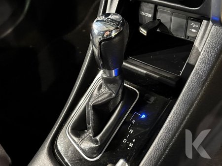 2017 Toyota Corolla - thumbnail 16