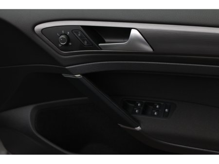 2019 Volkswagen Golf - thumbnail 10