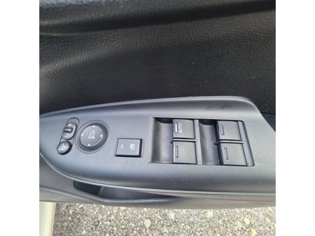 2014 Honda Fit - thumbnail 12